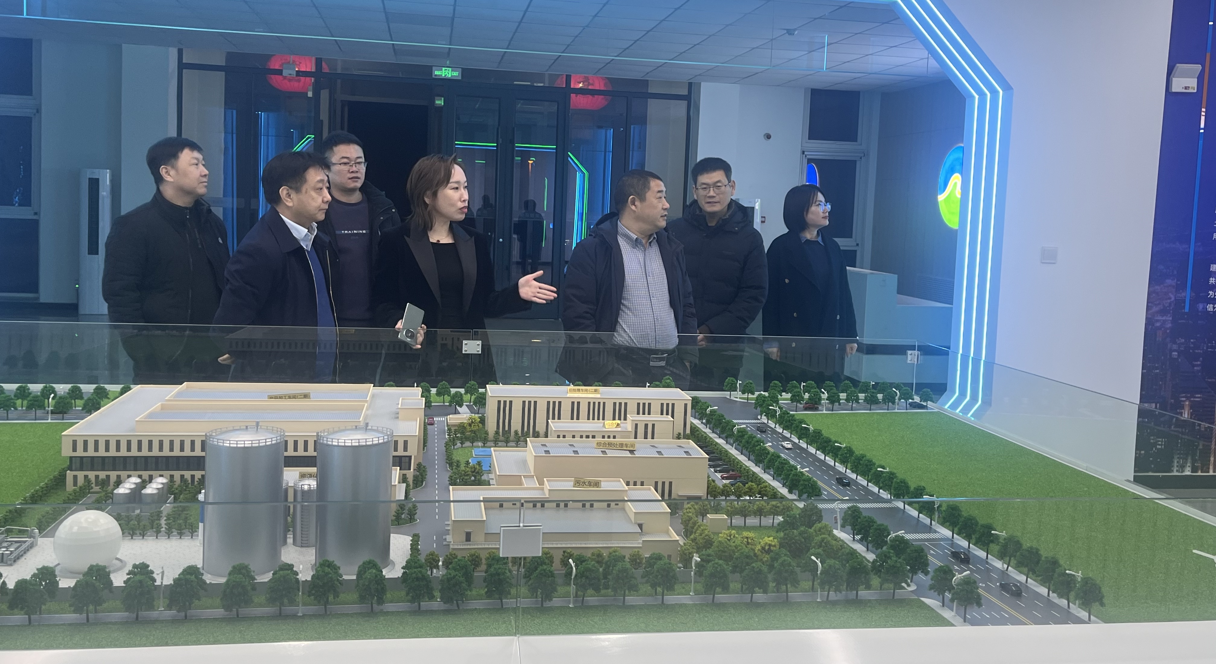 1.22-迁安市城市管理综合执法局局长桑稳一行莅临迁安正星进行节前指导工作.jpg