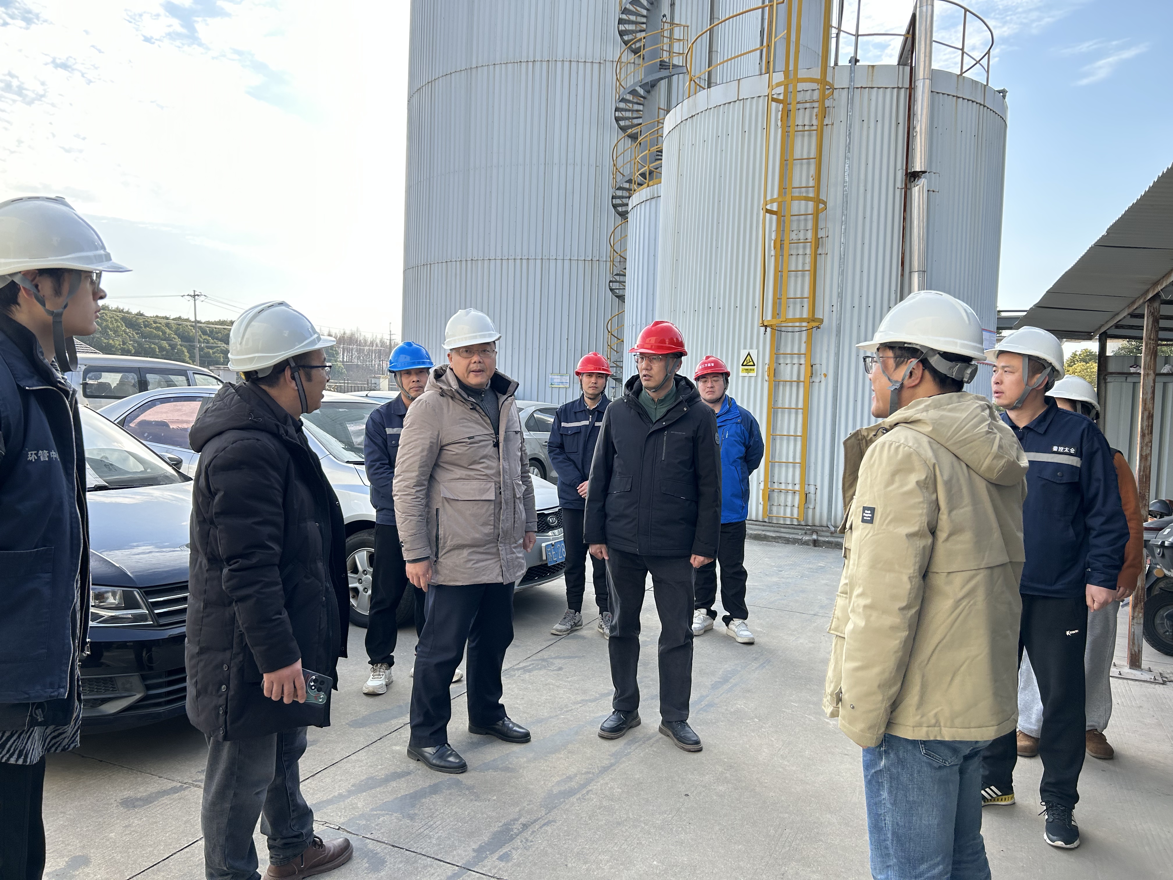 1.20-太仓市城管局副局长黄健一行春节前莅临鲁控太仓进行安全检查.jpg